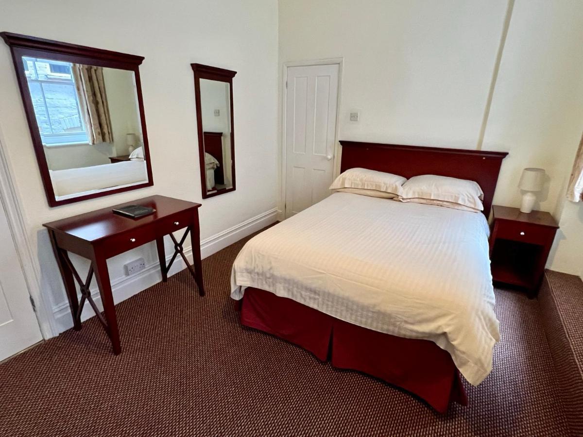 Calverts Hotel - Newport, Isle Of Wight Екстериор снимка