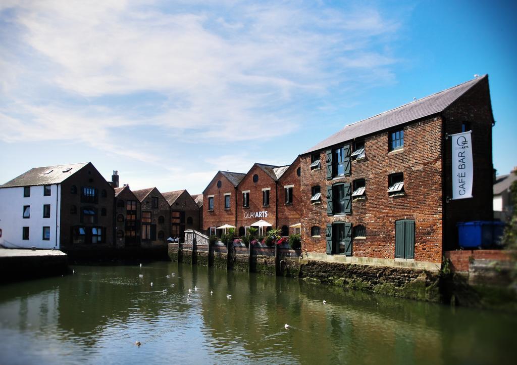 Calverts Hotel - Newport, Isle Of Wight Екстериор снимка